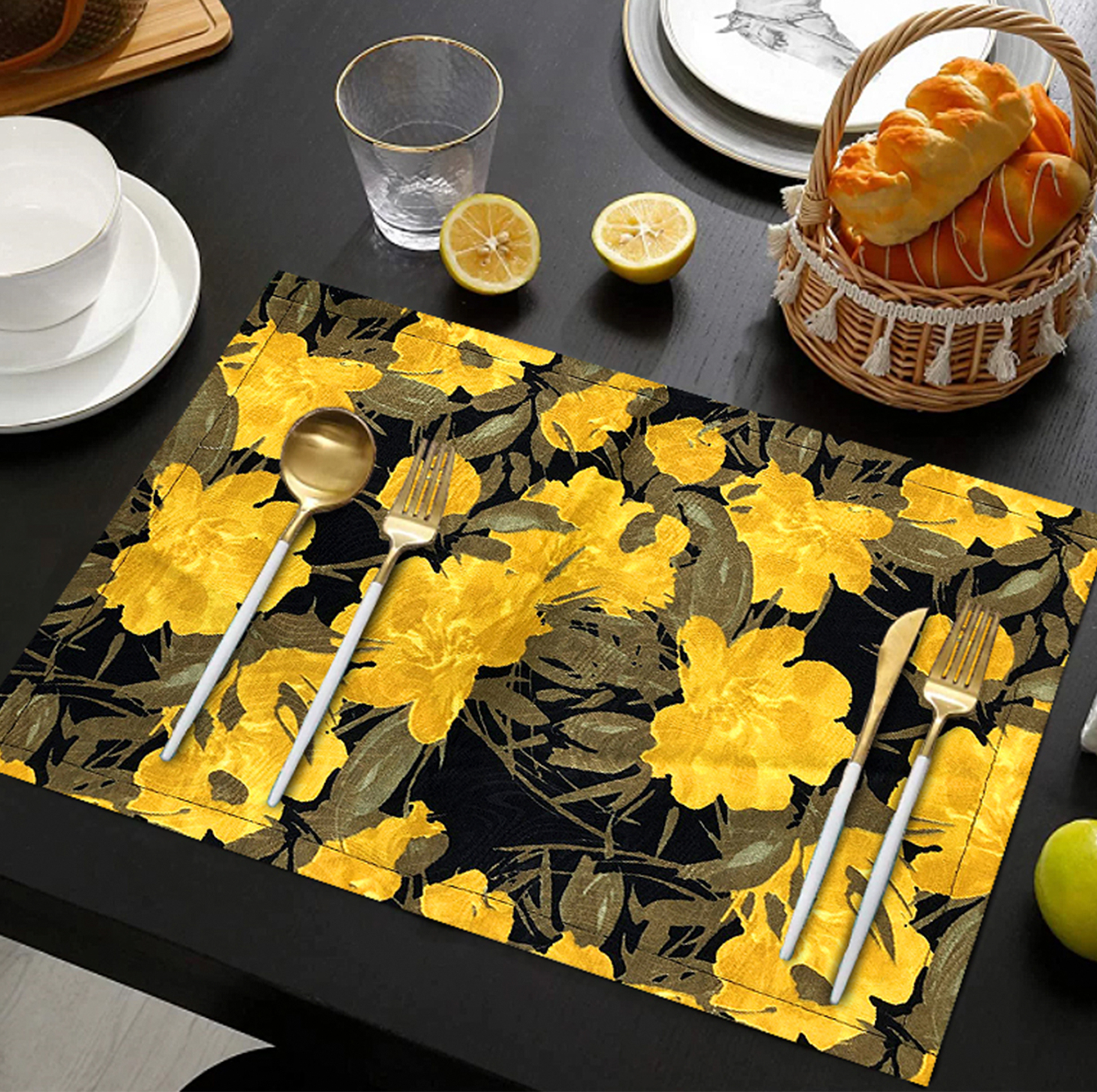 Lugar Americano Jacquard Floral Amarelo e Preto - 1 Peça