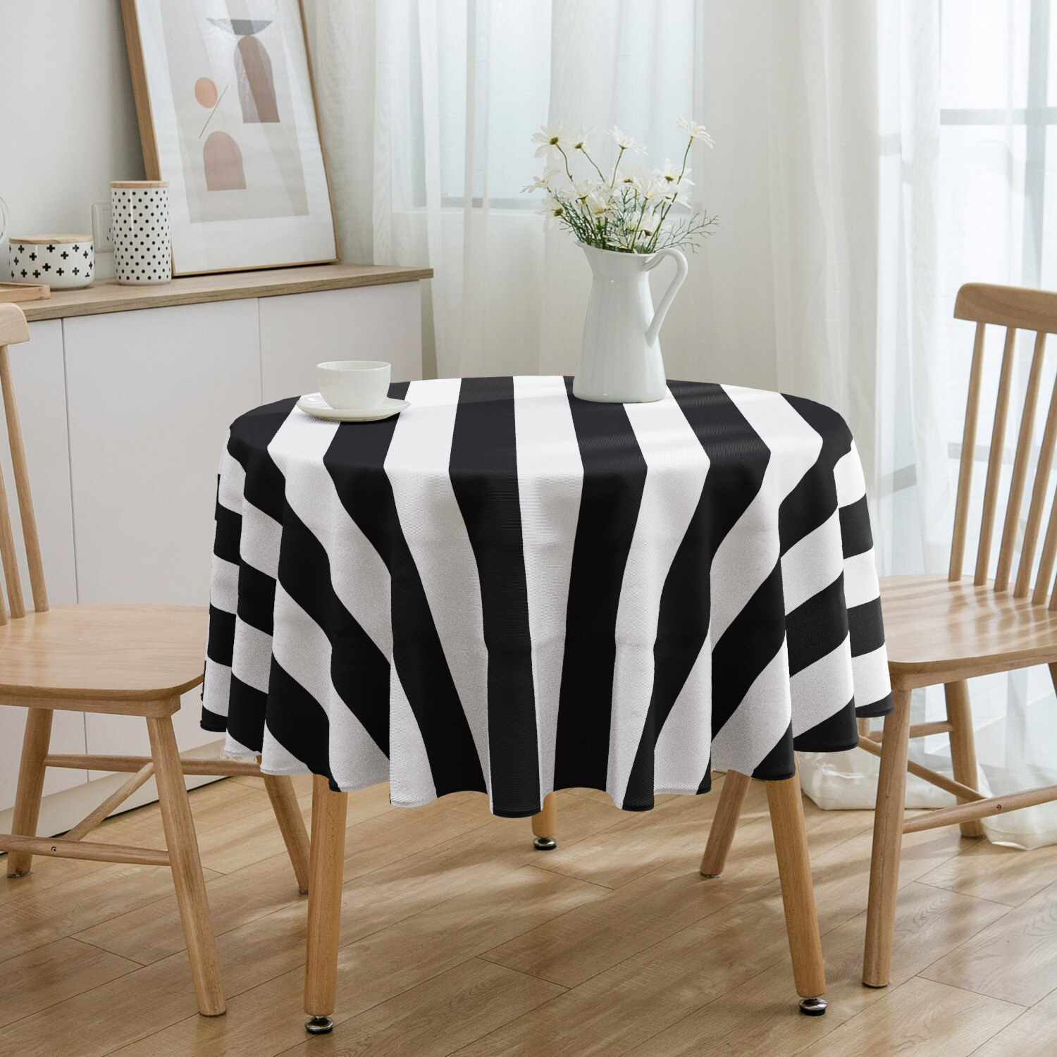 Toalha De Mesa Redonda Listrada Preto e Branco 4 Lugares