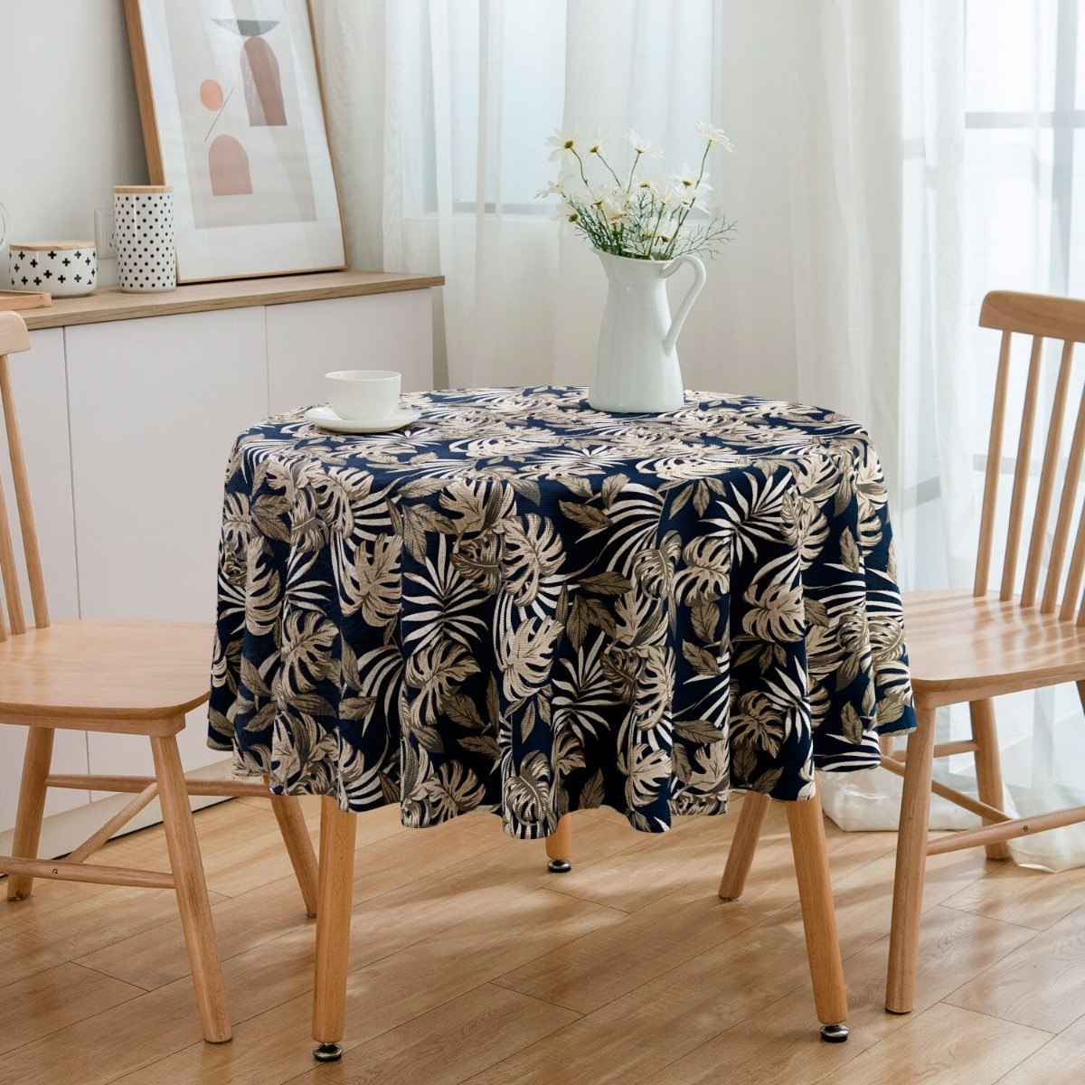 Toalha De Mesa Redonda Costela de Adão Fundo Preto 4 Lugares