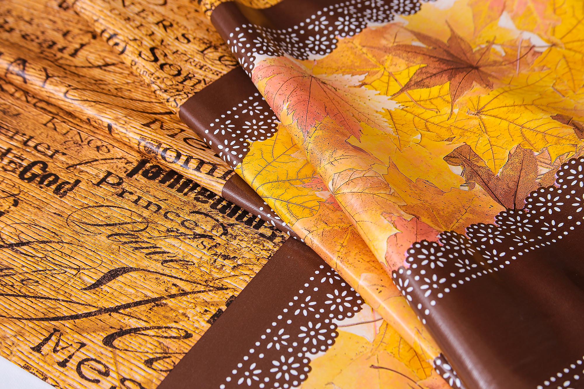 Tecido Plástico Térmico para Mesa Fé 1.40m